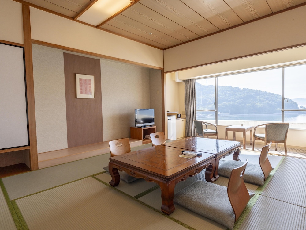 和室 禁煙 | ベイリゾートホテル小豆島