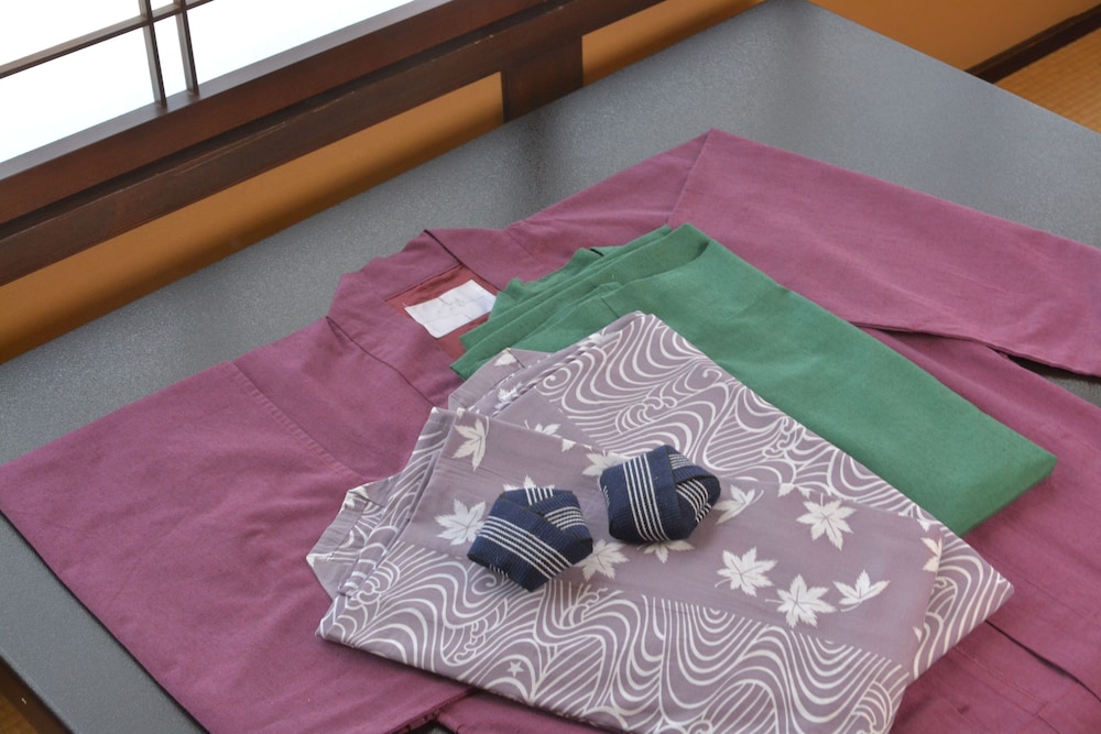 部屋タイプ指定なし　喫煙のみ 客室の設備とサービス1 | 日光 季の遊