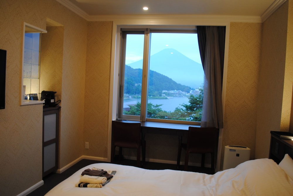 客室1 | 湖のホテル