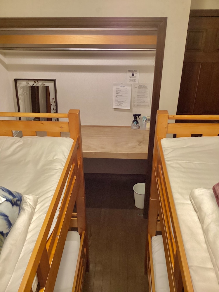 4人部屋、2段ベッド(禁煙) 客室1 | IZA鎌倉ゲストハウス＆バー
