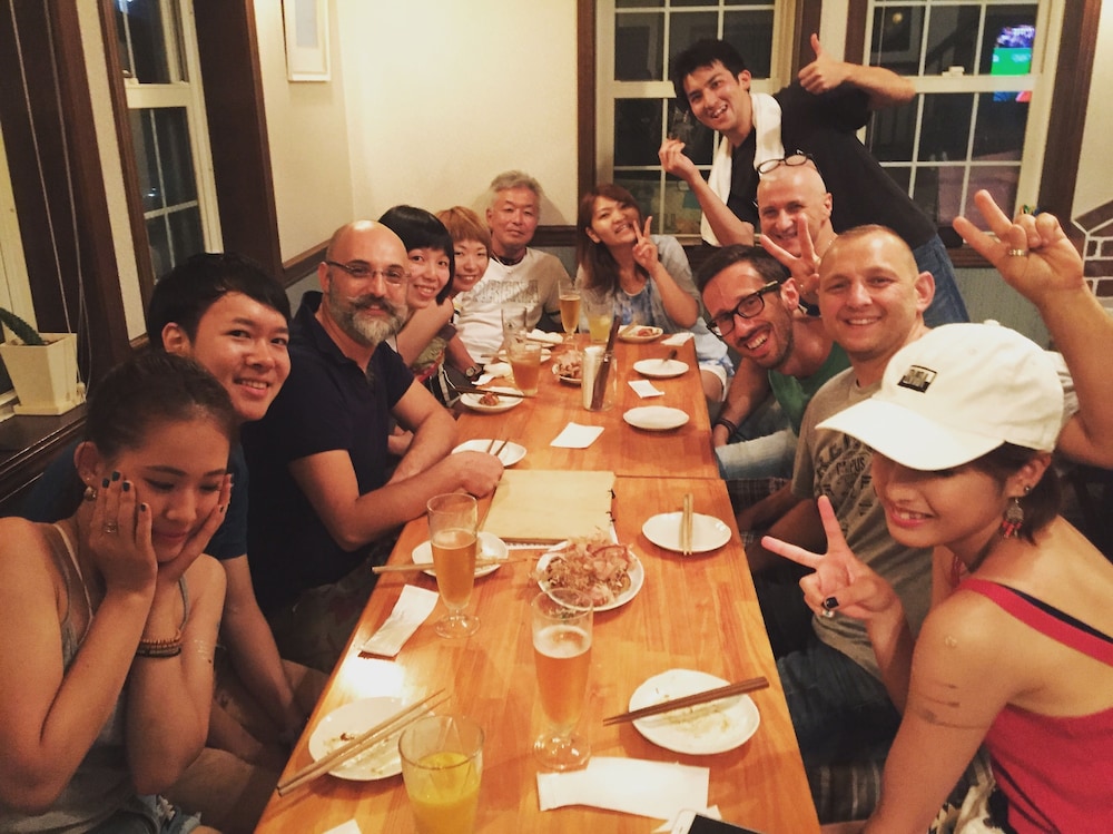 内部エントランス1 | IZA鎌倉ゲストハウス＆バー