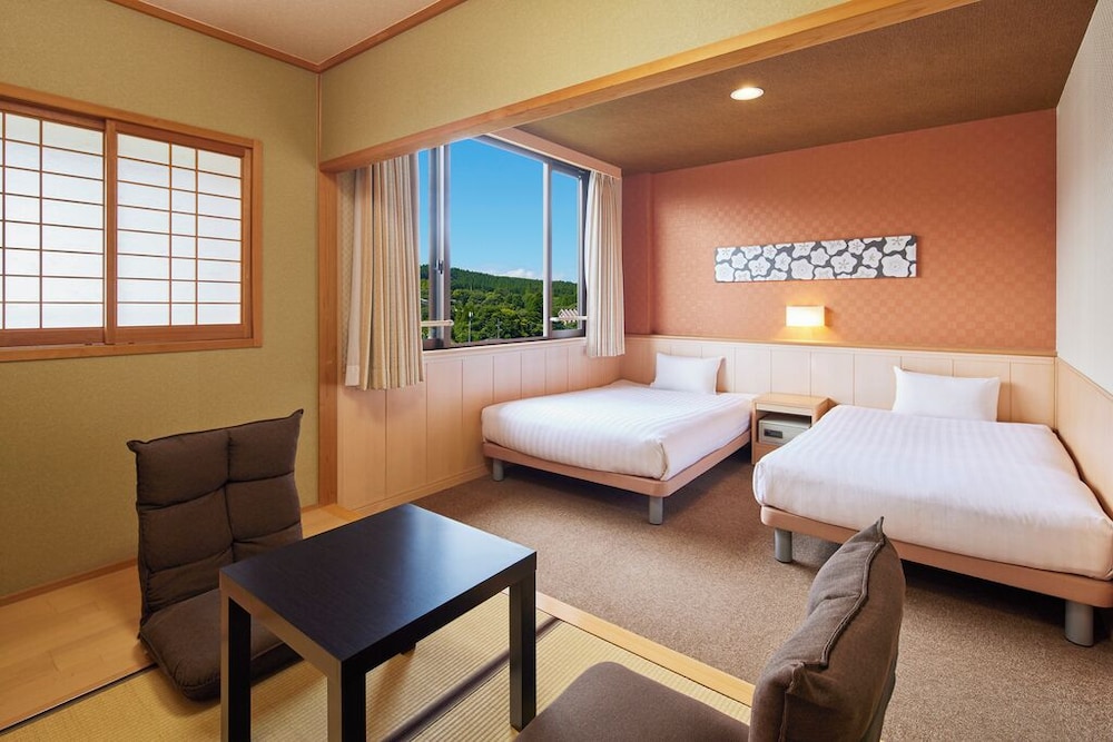 ノースウイング 和洋室 | 亀の井ホテル 阿蘇 パークリゾート