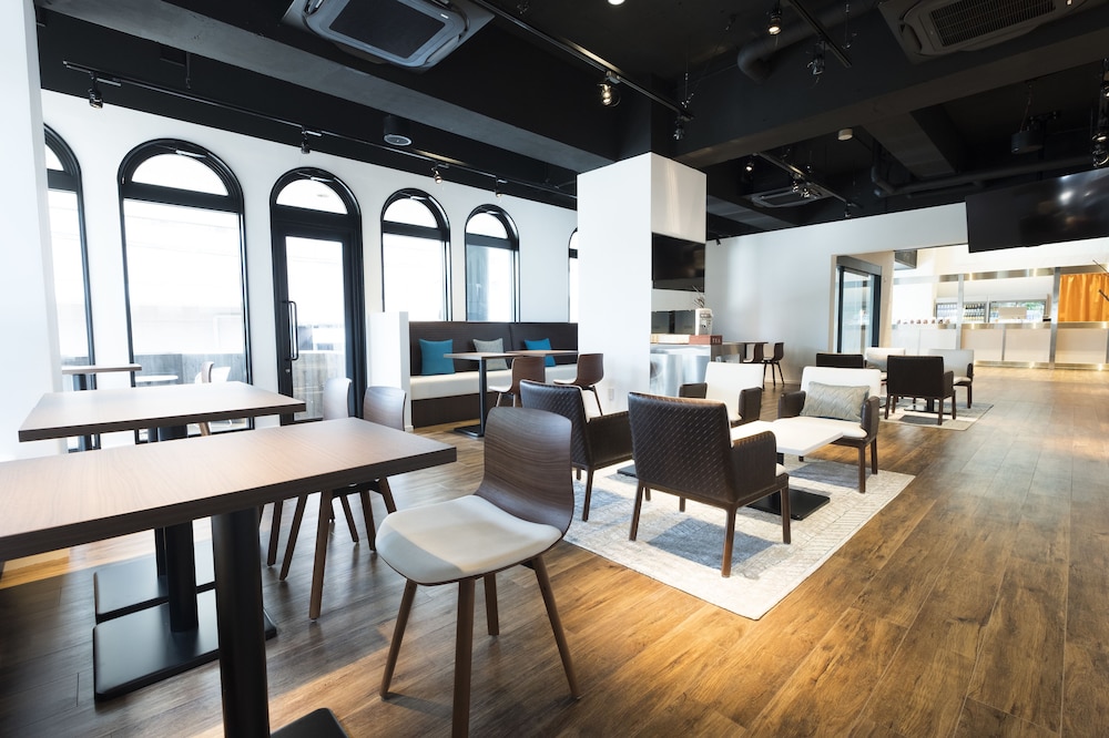 ロビーラウンジ1 | EN HOTEL Fujisawa (エンホテル藤沢) ロビーラウンジ1 | EN HOTEL Fujisawa (エンホテル藤沢)