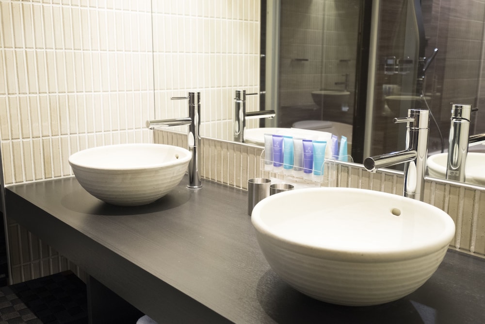 ラグジュアリーツイン 禁煙 バスルームのシンク0 | EN HOTEL Fujisawa (エンホテル藤沢)