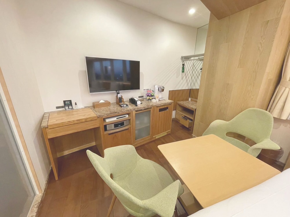 グランド江ノ島ツインルーム (4階) 客室1 | BREATH HOTEL (ブレスホテル)