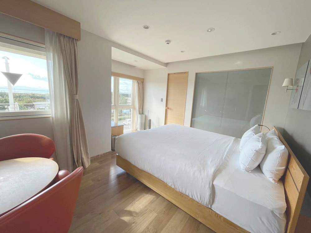 オーシャンダブルルーム (4階) | BREATH HOTEL (ブレスホテル)