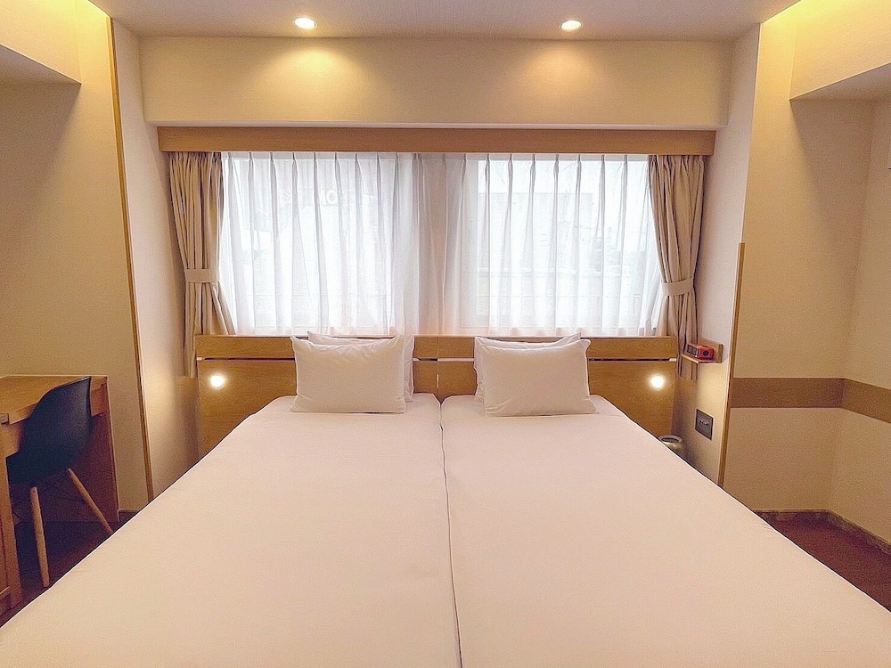 スタンダードハリウッドツインルーム(2階) 客室3 | BREATH HOTEL (ブレスホテル)