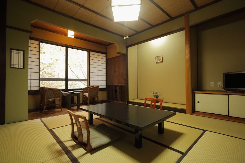 客室1 | 黒川温泉　旅館わかば