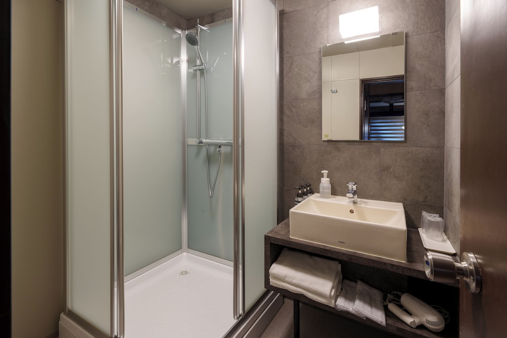 和室カジュアル8畳28sqm 禁煙 オーシャンビュー バスルーム1 | ホテルニューツルタ