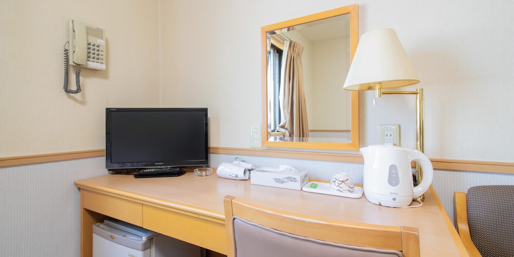 エコノミー ツインルーム 禁煙 客室1 | リゾートイン芙蓉