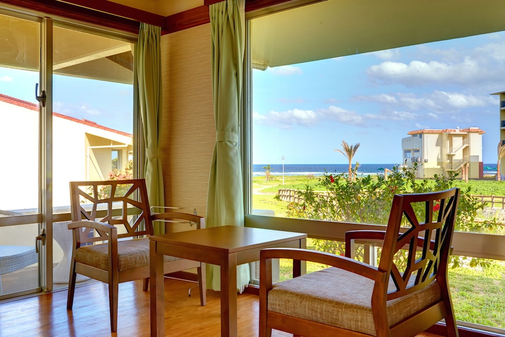 コテージ 禁煙 客室内のダイニングエリア0 | AJリゾートアイランド伊計島