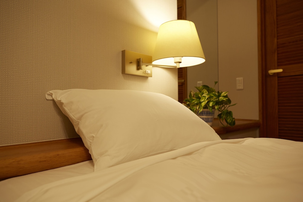 スタンダード ルーム 禁煙 客室2 | AJリゾートアイランド伊計島