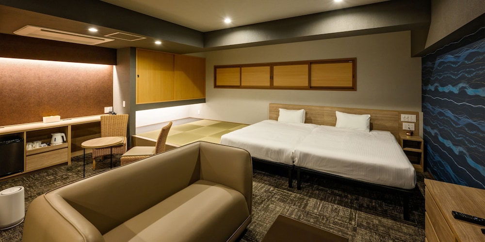 ファミリー ルーム 客室2 | リットホテル今帰仁