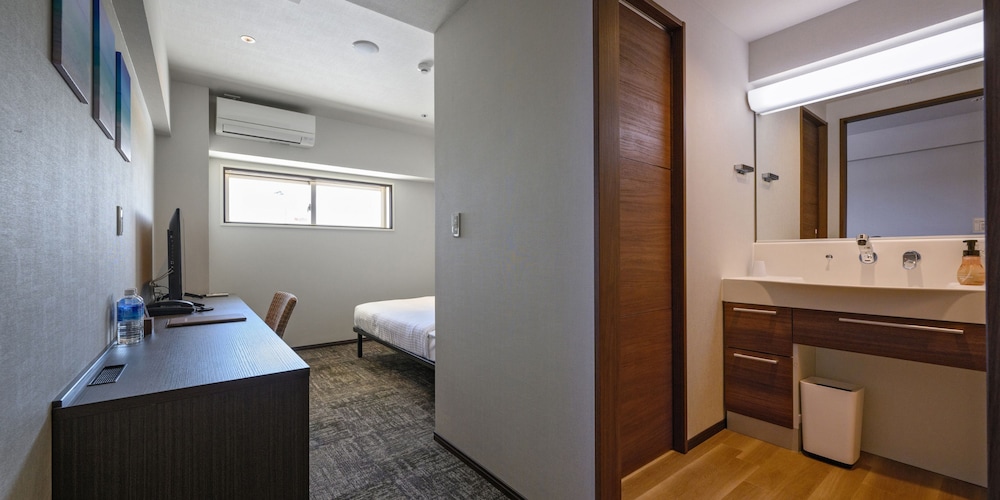 スタンダード ダブルルーム 客室4 | リットホテル今帰仁