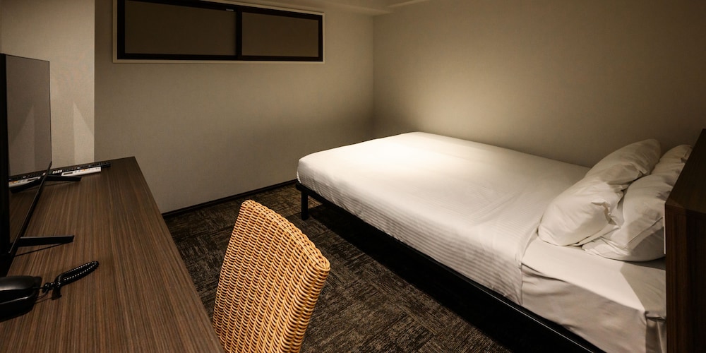 スタンダード ダブルルーム 客室6 | リットホテル今帰仁