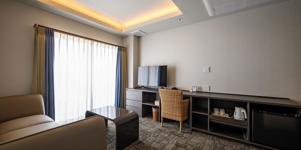 スーペリア ツインルーム 客室1 | リットホテル今帰仁