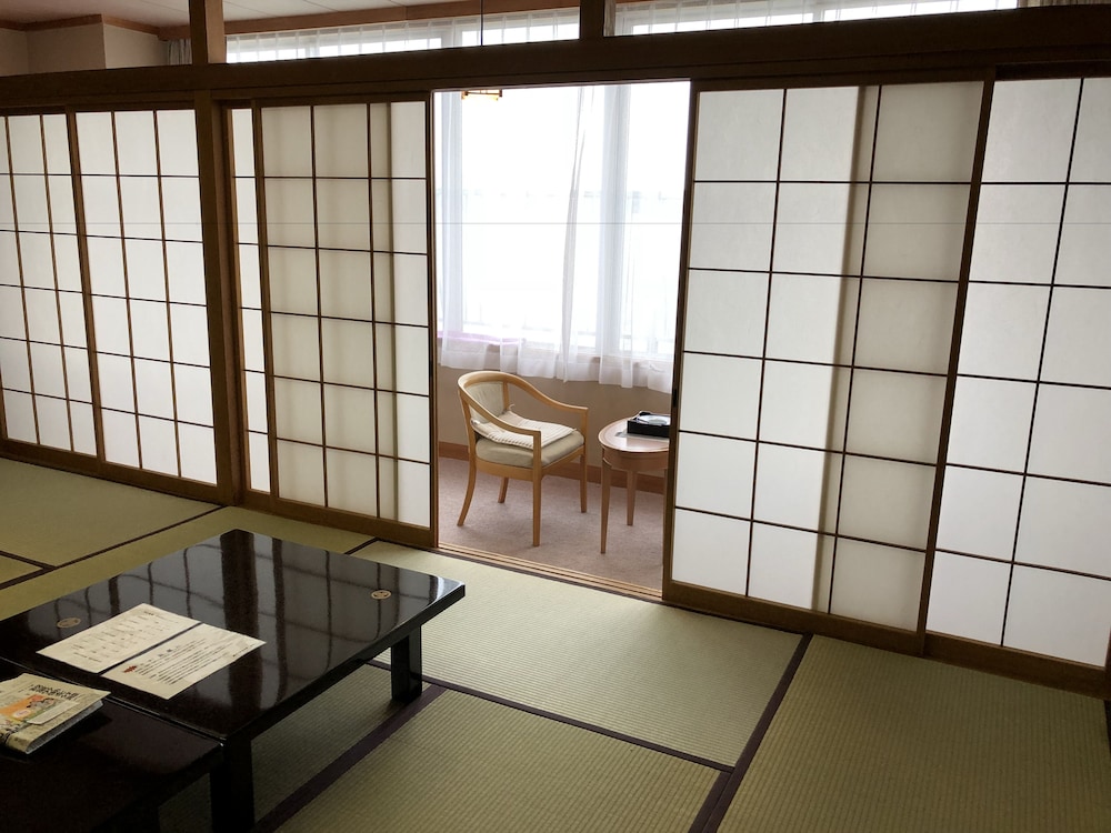 和室 (禁煙) 客室5 | 湖畔の宿 吉田家