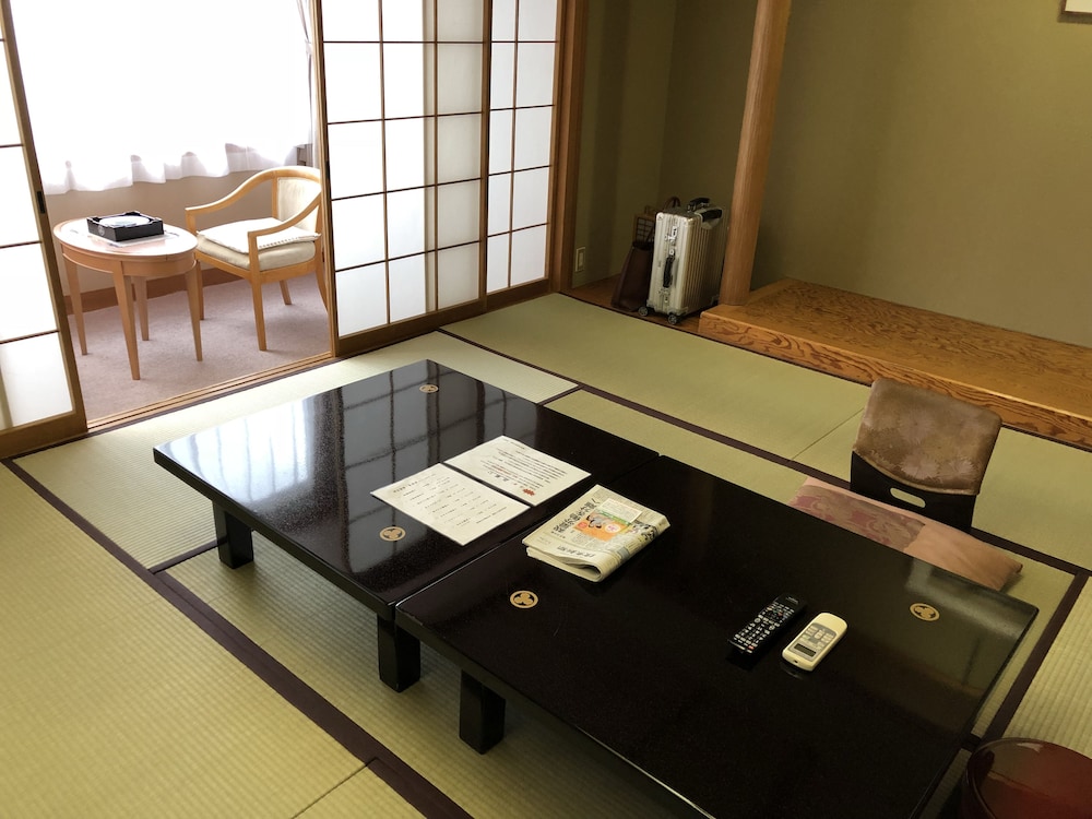 和室 (禁煙) | 湖畔の宿 吉田家