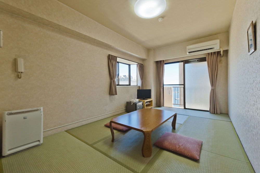 Traditional Room with Window, Non Smoking | 貸切温泉のコンドミニアム グランビュー熱海