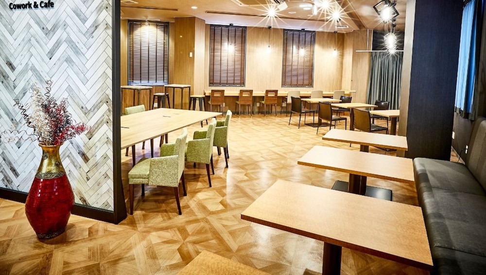 ロビーラウンジ1 | 安心お宿 Tokyo Man 新橋駅前店