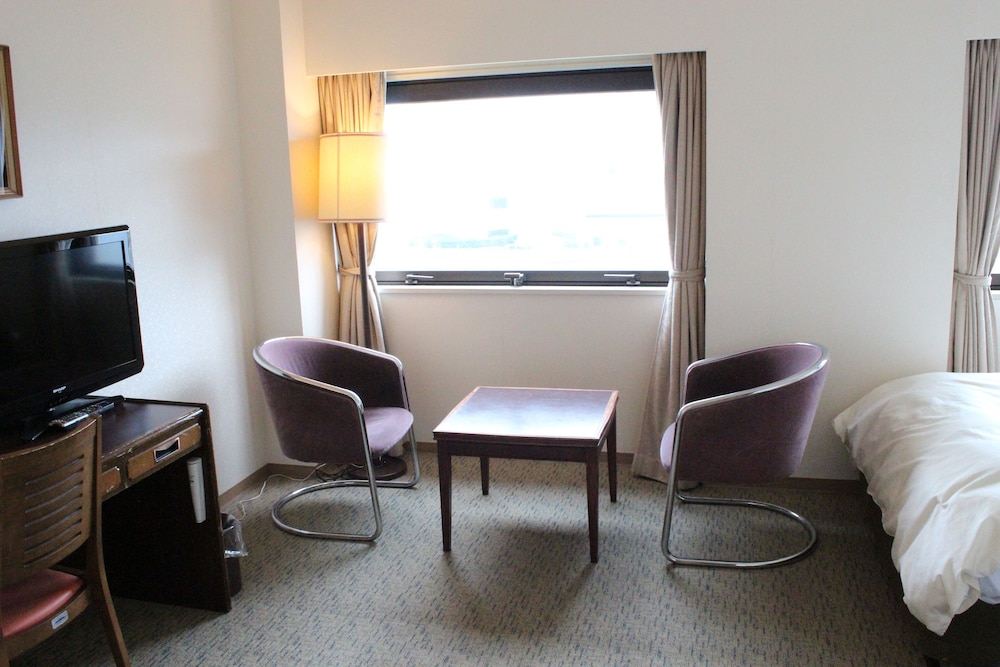 デラックス ツインルーム 喫煙 客室1 | ホテル グランテラス富山