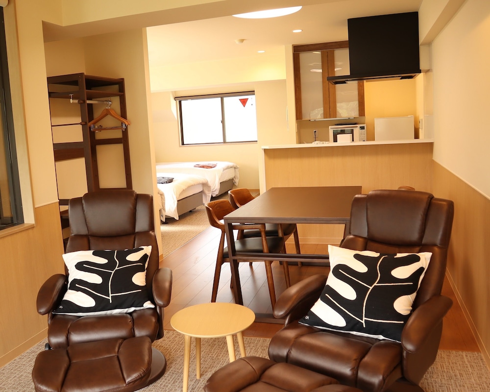 Cタイプ アイランドキッチン 52㎡ 禁煙 | 全室半露天風呂付きコンドミニアムホテル　ガーランドコート宇佐美