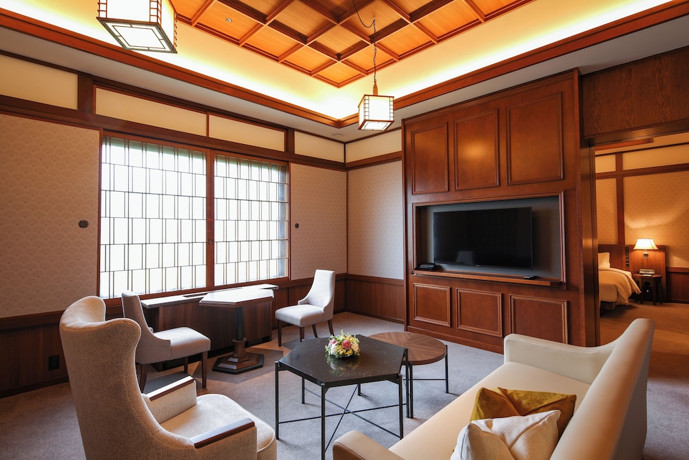 別館 スイートルーム 禁煙 客室1 | 日光金谷 ホテル
