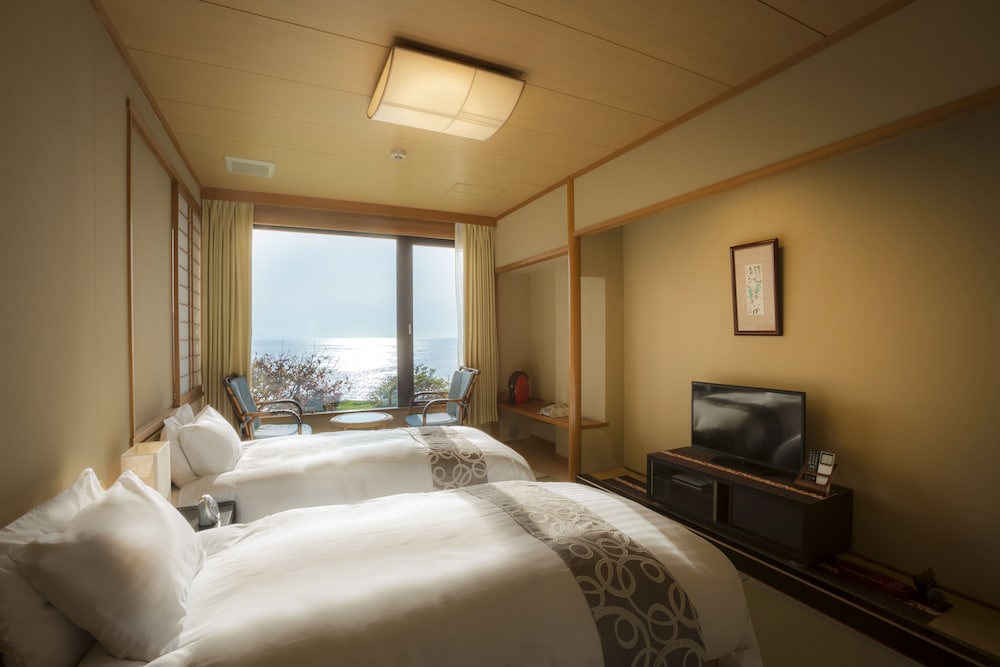 スタンダード ツインルーム 客室5 | 寿海亭
