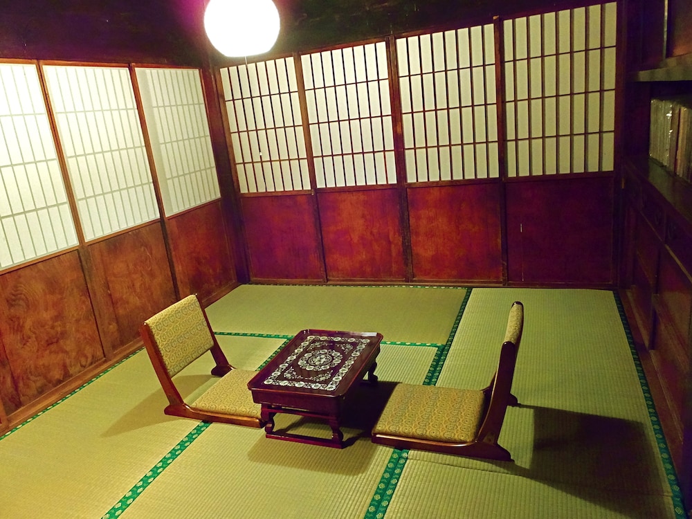 個室 客室1 | 古民家シェアハウス風樹