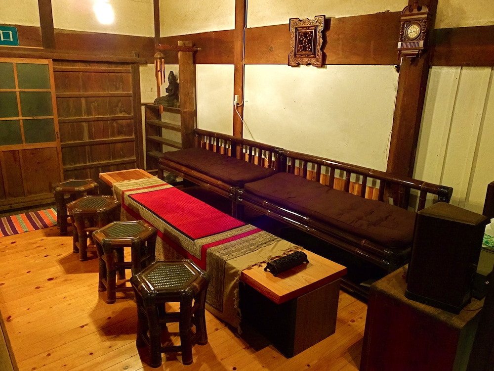 ロビーラウンジ1 | 古民家シェアハウス風樹 ロビーラウンジ1 | 古民家シェアハウス風樹