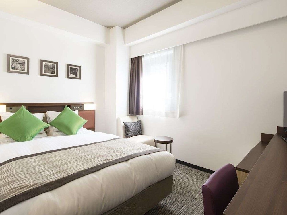 【喫煙】スタンダードセミダブル 10㎡ 客室2 | ホテルマイステイズ新大阪コンファレンスセンター