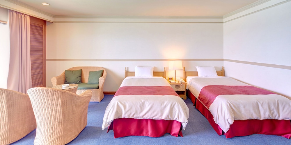 ＜ホテル棟＞海の見えるお部屋【45平米】 客室2 | リゾートホテルベルパライソ