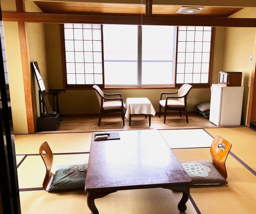 Japanese-Style Standard Room (with Toilet & Bath), Check in until 18:00 | 竹林院群芳園