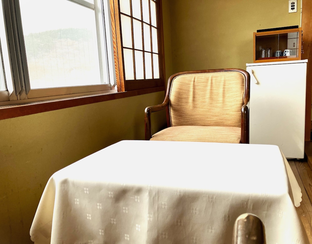 Japanese-Style Standard Room (with Toilet & Bath), Check in until 18:00 客室1 | 竹林院群芳園