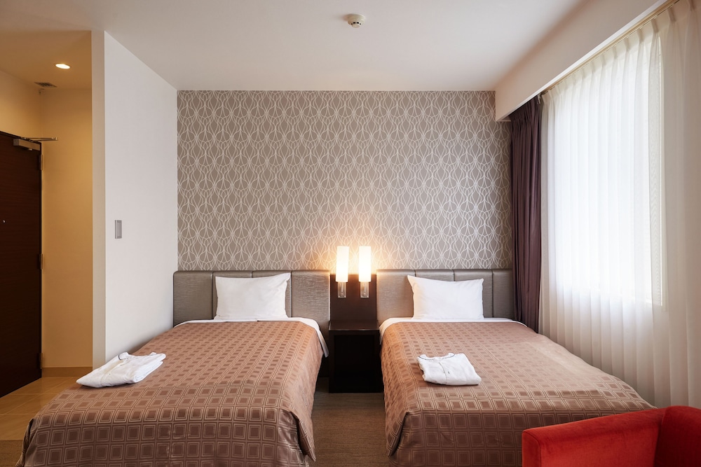 ツインルーム 喫煙可 客室3 | ホテルユクエスタ旭橋