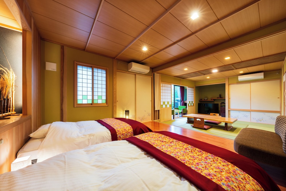 [おとぎ野] 和洋室ツイン/タイル内湯・露天付き離れ(18畳) 禁煙 - 大人限定 客室3 | 旅荘 牧場の家