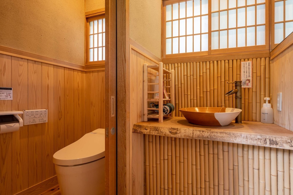 [野稲山, 立石山] 一軒家風客室 (6畳+6畳+縁側) 禁煙 客室8 | 旅荘 牧場の家