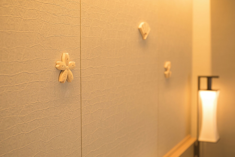 初音スタンダード スーペリア和洋室 禁煙 客室2 | 琴平グランドホテル 桜の抄