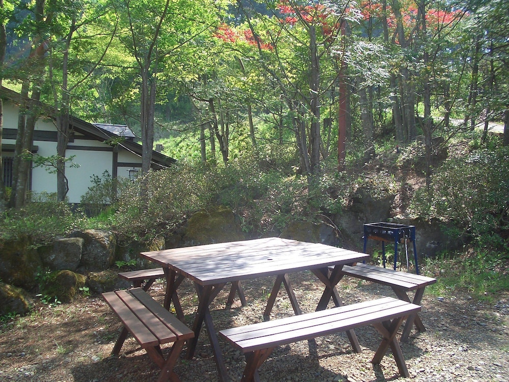 風薫る家 (禁煙) 客室2 | やすらぎの別邸 四季亭