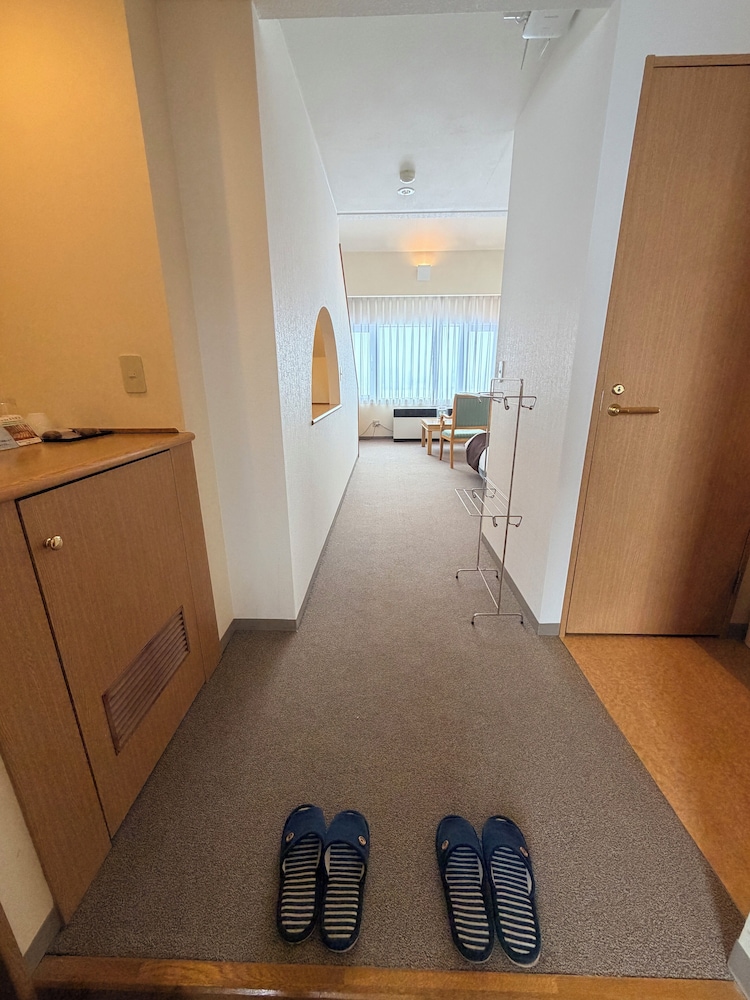 メゾネットトリプルルーム マウンテンビュー 客室3 | スパ & ホテルリゾート ふらのラテール