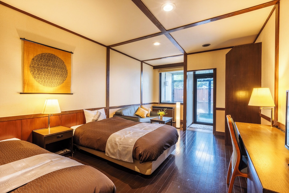 [露天風呂付客室] スーペリアツイン (さざ波･潮騒) | かがりや