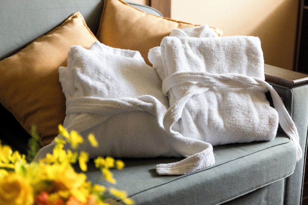 [露天風呂付客室] スーペリアツイン (さざ波･潮騒) 客室4 | かがりや