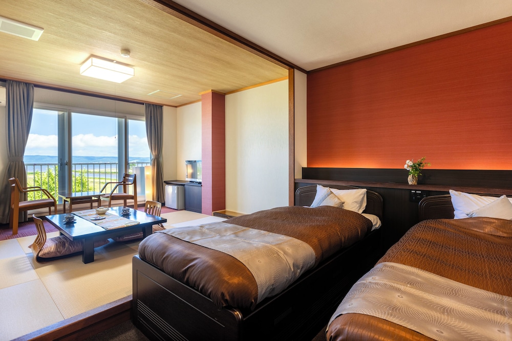 [湖の眺望] 和洋室スーペリアツイン (新客室) 客室1 | かがりや