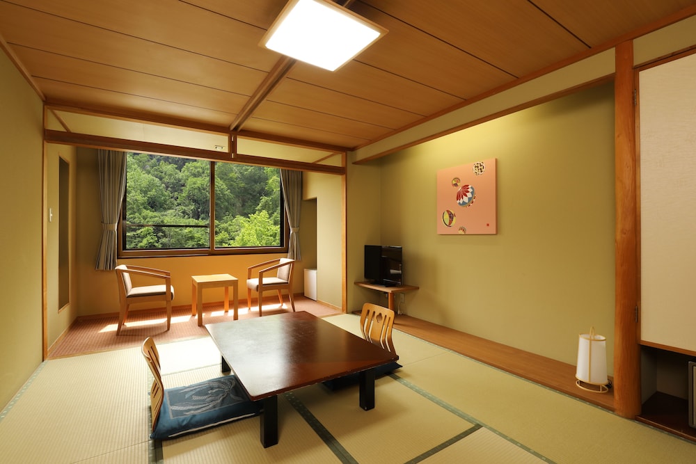 和室 | 名湯の宿 パークホテル 雅亭