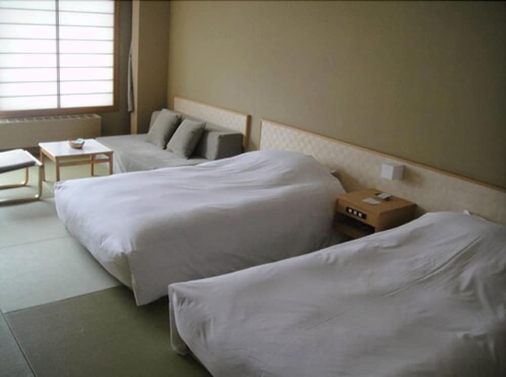 客室1 | 翠蝶館 - 女性専用 客室1 | 翠蝶館 - 女性専用
