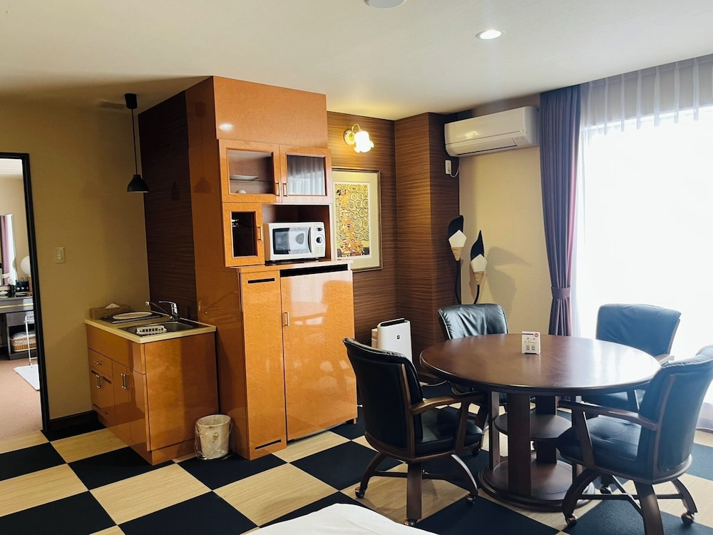 デラックス 4 人部屋 シービュー 専用簡易キッチン0 | レンブラントリゾート知床