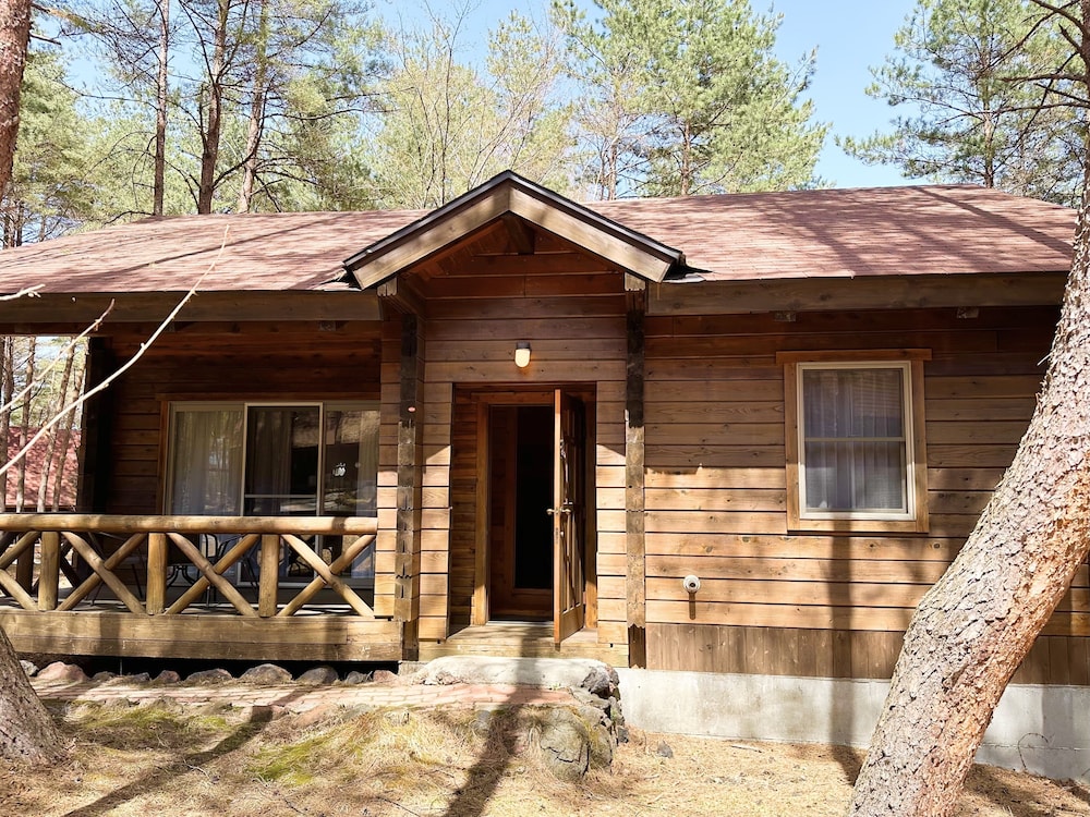 プライベートコテージ ログタイプ 客室9 | ホリデイビラ ホテル & リゾート軽井沢