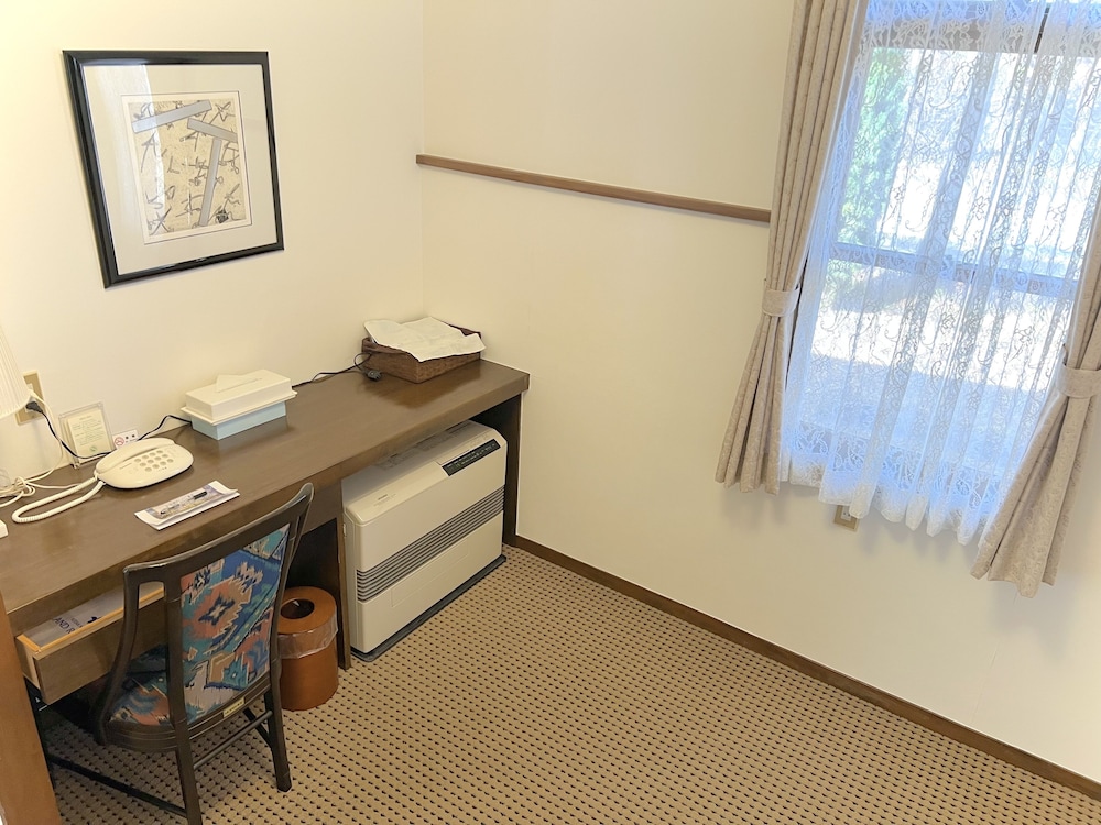 ロイヤル スイート リビング エリア4 | ホリデイビラ ホテル & リゾート軽井沢