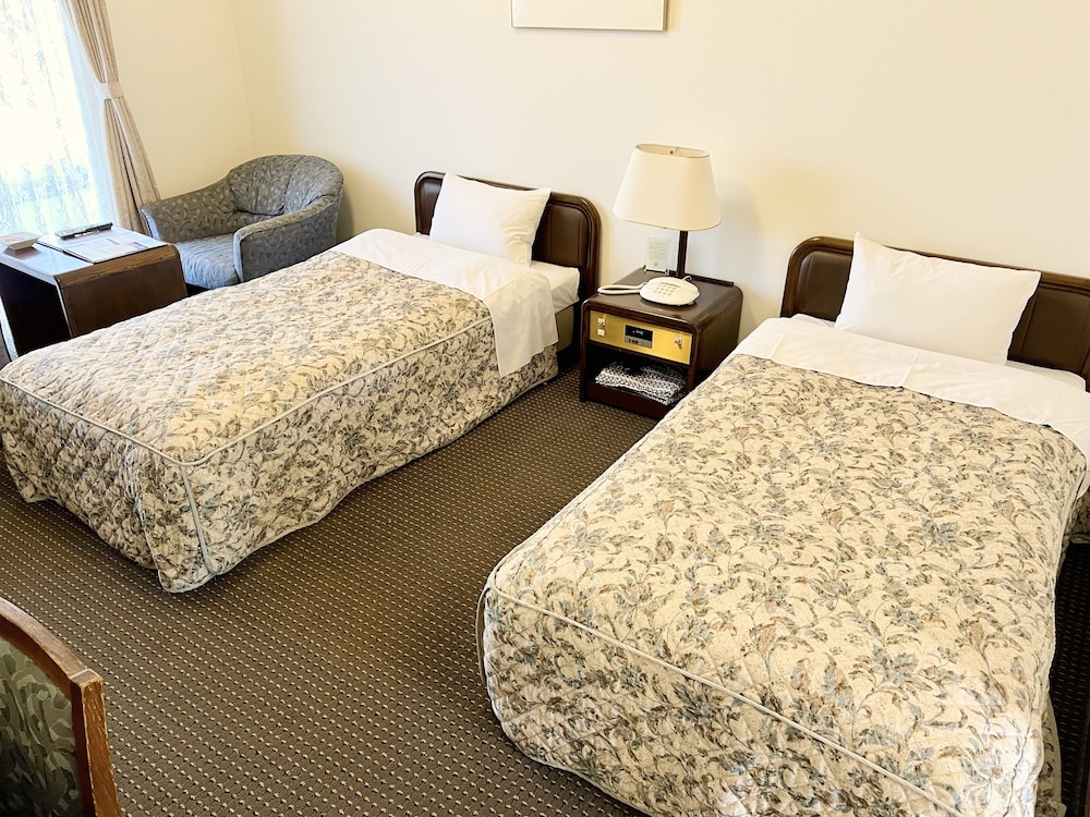 フォースルーム 禁煙 客室5 | ホリデイビラ ホテル & リゾート軽井沢