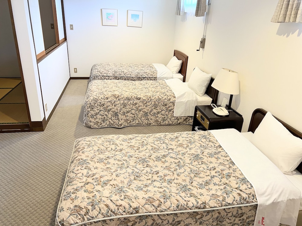 ファミリー スイート 客室1 | ホリデイビラ ホテル & リゾート軽井沢